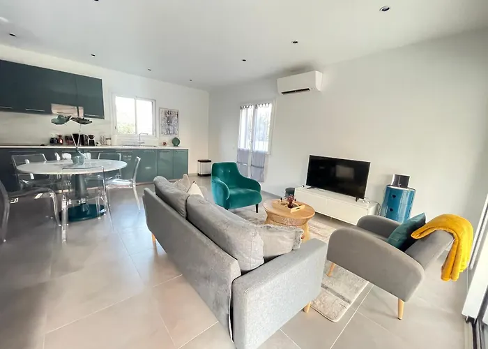 Mitoyenne De Standing Proche De Toutes Commodites A ギソナクシア