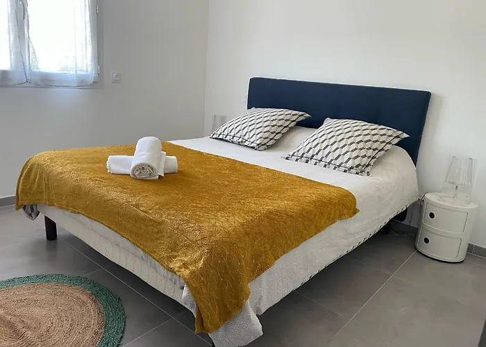 Mitoyenne De Standing Proche De Toutes Commodites A * Ghisonaccia